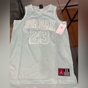 JORDAN JDN 23 basketball nba
GRADE SCHOOL LIFESTYLE JERSEY